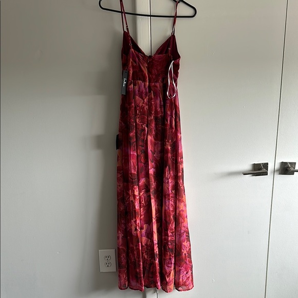 Lulu’s Floral burgundy Maxi Dress - Picture 3 of 4